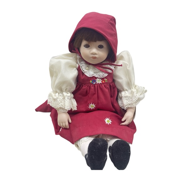 Rare 1985 Porcelain RED RIDING HOOD DOLL by Pauline tags attached Collectable - Picture 2 of 5
